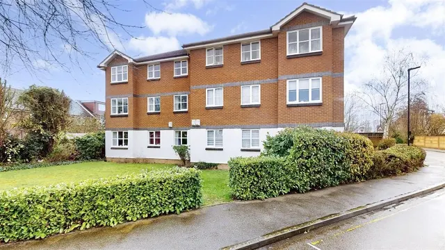 Shirehorse Way, Isleworth, photo 1