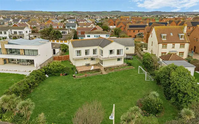 Photo 2 — Mallard Way, Porthcawl, Bridgend, CF36 3TQ