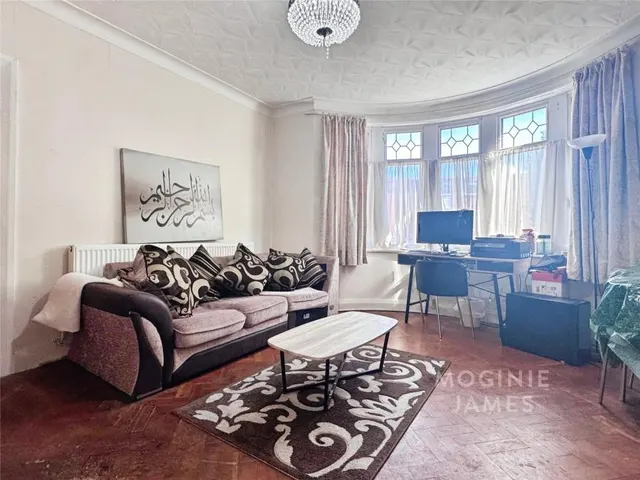Melrose Avenue, Penylan, CF23, photo 2