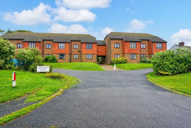 Shepherds Way, Fairlight, photo 1