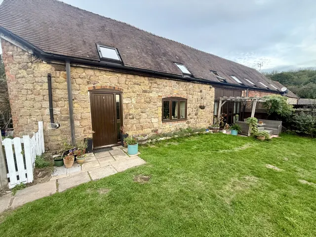 3 bedroom barn conversion, Cleobury Mortimer, DY14