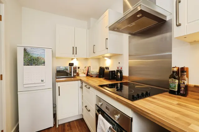 Rushworth Row, Amesbury, SP4, photo 2
