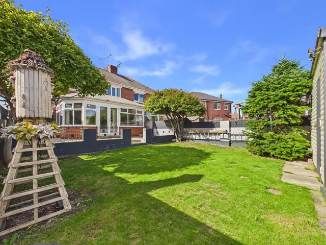 Northfield Road, Knottingley, WF11, photo 2