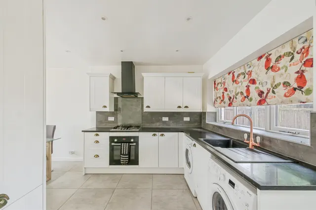 Bigwood Drive, Sutton Coldfield, B75, photo 2