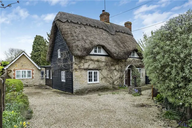School Lane, Stadhampton, OX44, photo 1