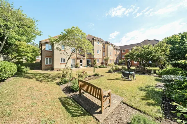 Trinity Street, Fareham, PO16, photo 2