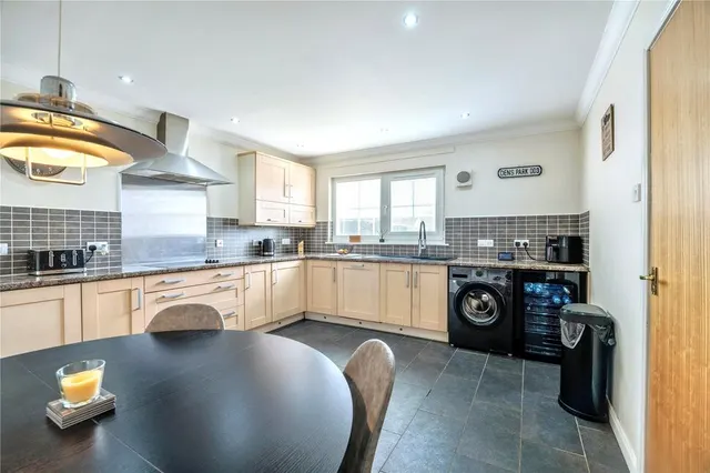 Photo 2 — Pitairlie Road, Newbigging, Dundee, DD5