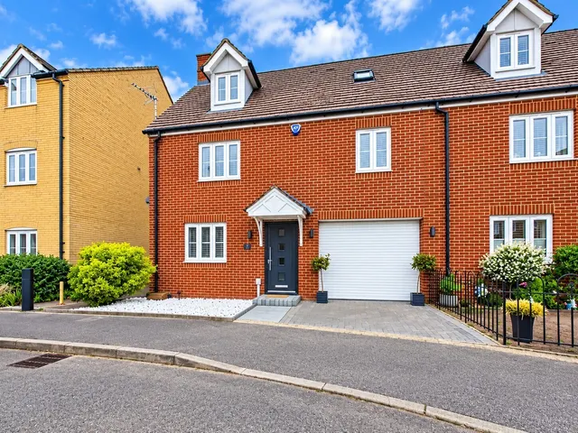 Snowdonia Way, Stevenage, SG1, photo 1