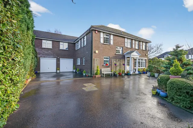 Old Forge Manor, Belfast, BT10, photo 1