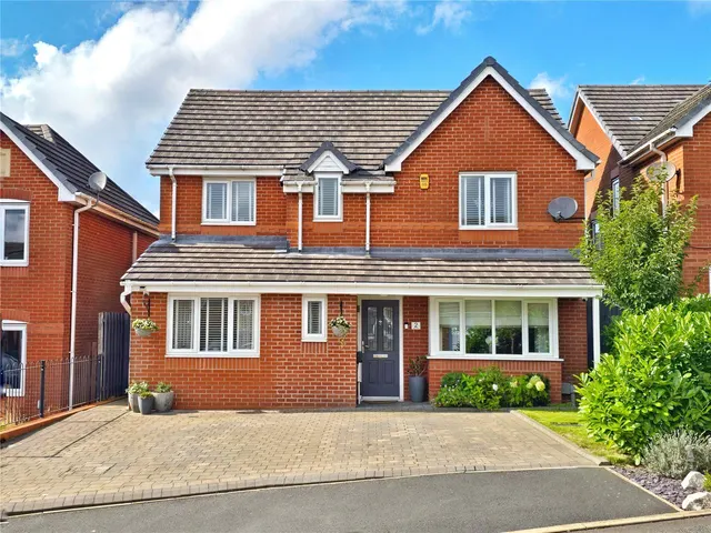 Varley Close, Bacup, OL13, photo 1
