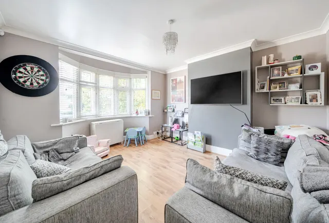 Townsend Lane, London, NW9 7JG, photo 1