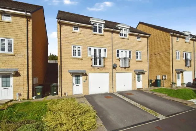 Keighley, BD22, photo 1