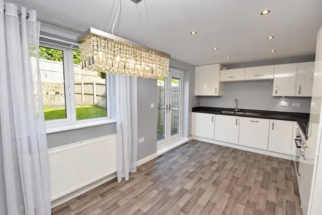 Keighley, BD22, photo 2