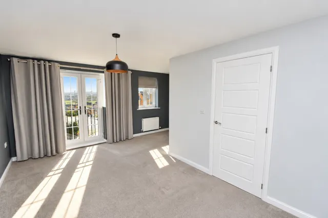 Keighley, BD22, photo 3