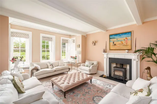 Photo 3 — Pamphill, Wimborne, Dorset, BH21 4EE