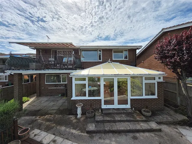 Spithead Close, Seaview, PO34, photo 1