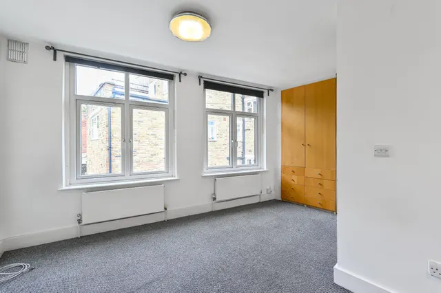 Photo 3 — Rear of, 27 Rectory Road, London