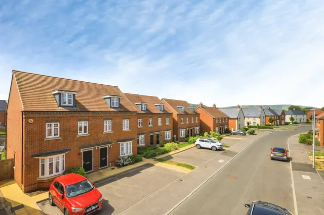 St. Martins Road, Eastbourne, photo 1