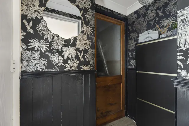Overstand Close, Beckenham, BR3, photo 2