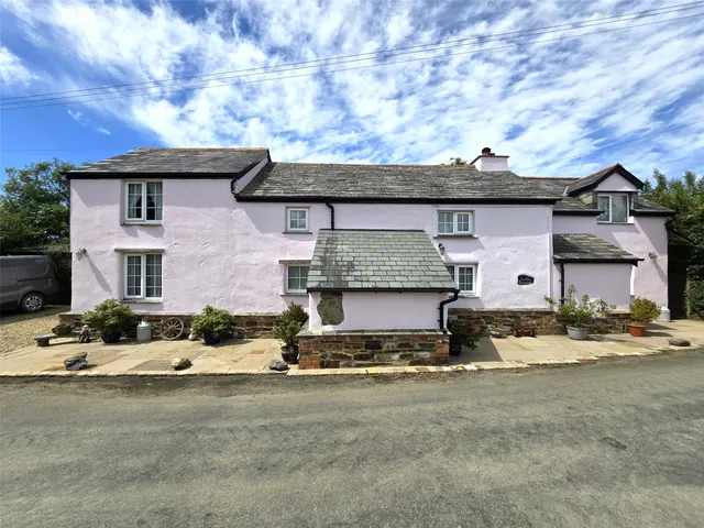 Week Saint Mary, Bude, EX22, photo 1