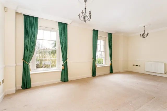Photo 2 — Cavendish Road, Bath, BA1