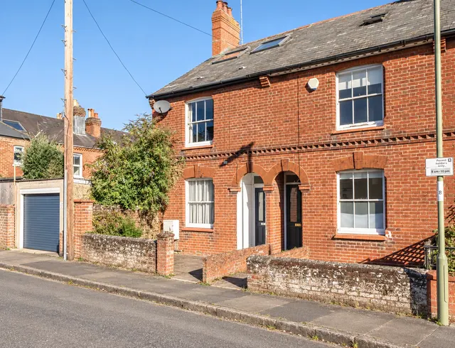 St. Catherines Road, Winchester, SO23, photo 1