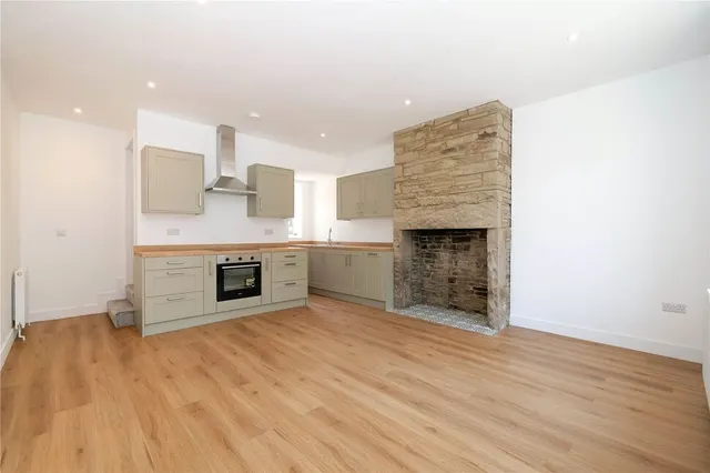 Photo 3 — Northgate, Baildon, West Yorkshire, BD17