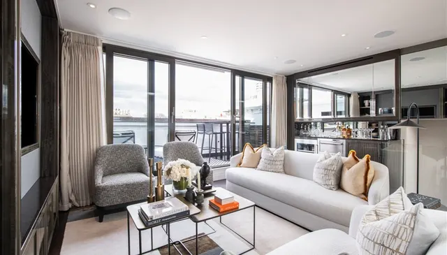 Fourth Floor Three Bedroom Penthouse ..., photo 1