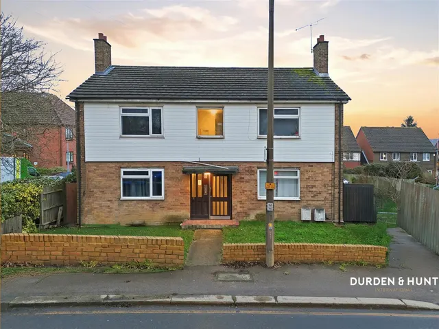 Albert Road, Buckhurst Hill, IG9, photo 1
