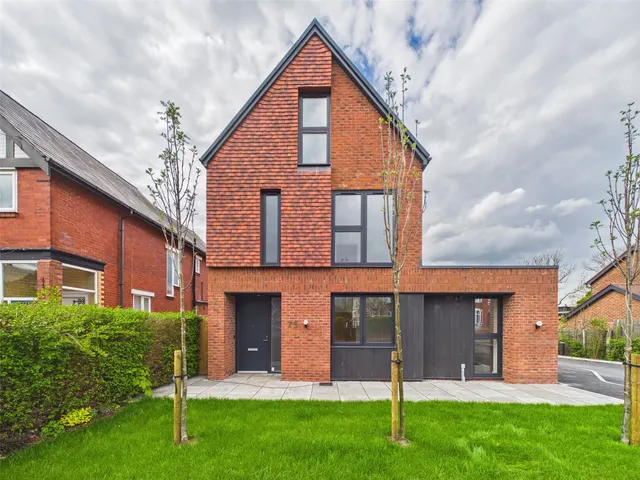 Mile End Lane, Stockport, Greater Manchester, SK2 6BP, photo 1