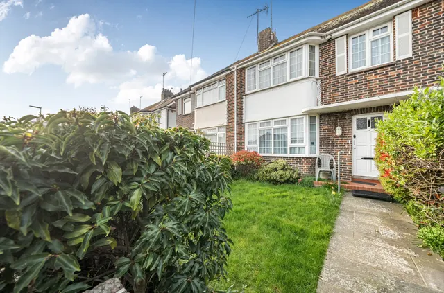 Keymer Crescent, Goring-by-Sea, BN12, photo 1