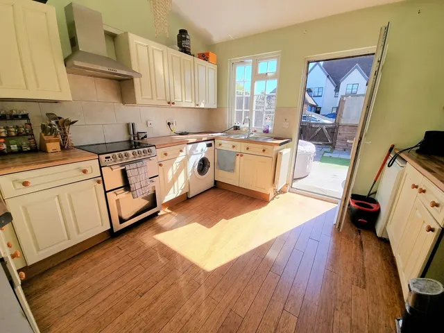 St. Johns Street, Tollesbury, CM9, photo 2