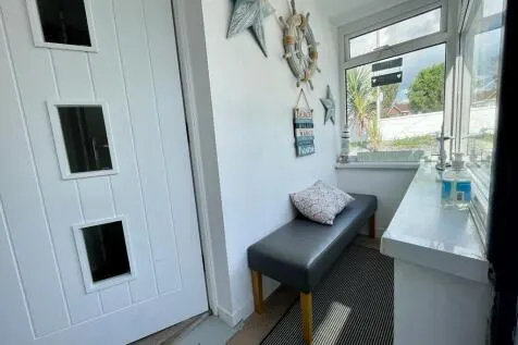 Photo 3 — Bryn Glas, Aberporth, Cardigan