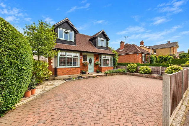 Grasmere Road, Lightwater, GU18, photo 1
