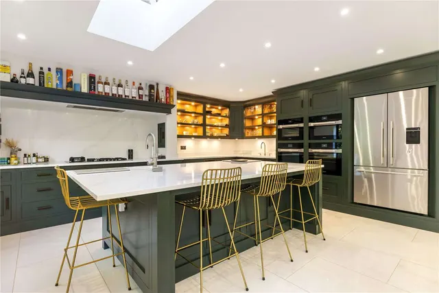 Photo 2 — Harpesford Avenue, Virginia Water, Surrey, GU25 4RD