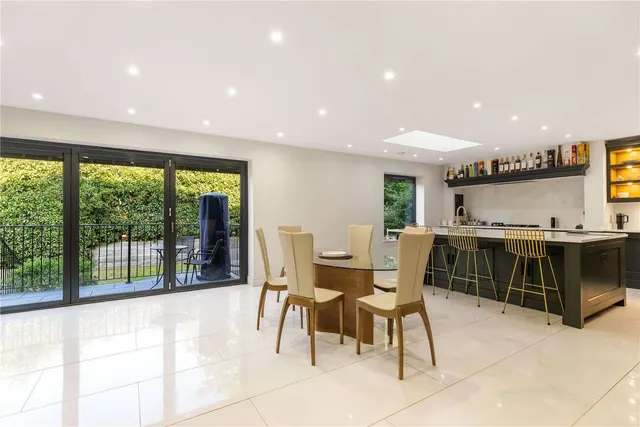 Photo 3 — Harpesford Avenue, Virginia Water, Surrey, GU25 4RD