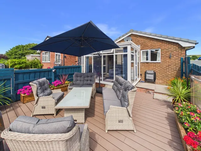 Hyacinth Close, Helmshore, BB4, photo 2