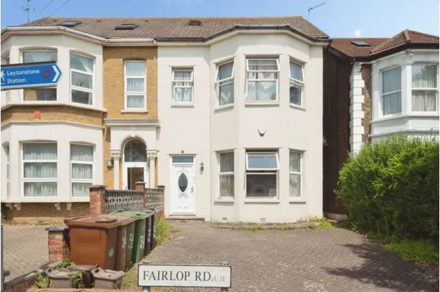 Fairlop Road, London, photo 1