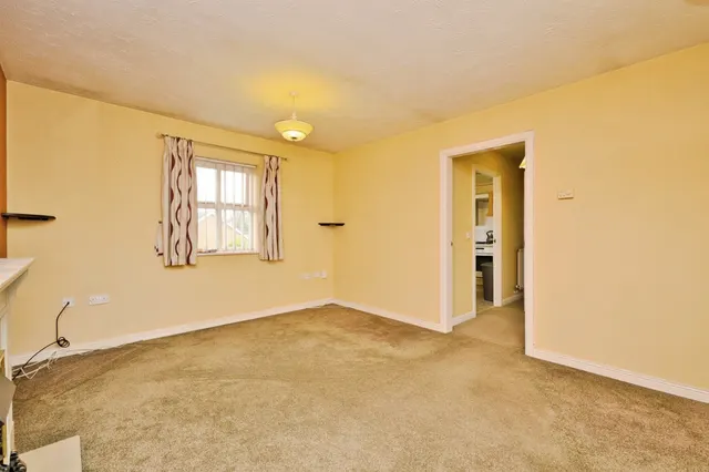 Ermine Street, Yeovil, BA21, photo 3