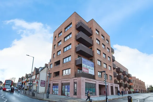Milton Road, Harrow, photo 1