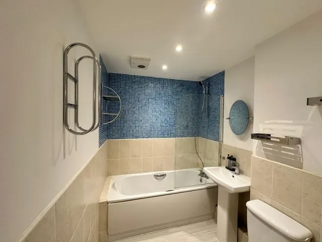 Photo 2 — Royal Plaza, 2 Westfield Terrace, Sheffield, S1 4GD