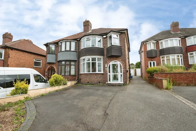 The Broadway, WEST BROMWICH, photo 1