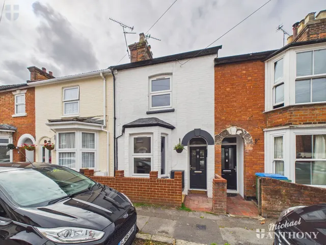 Ardenham Street, Aylesbury, HP19 8AH, photo 1