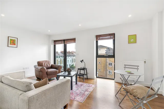 Richmond Road, London, E8, photo 1