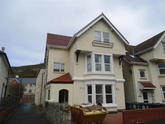 Gogarth Road, Llandudno, LL30, photo 1