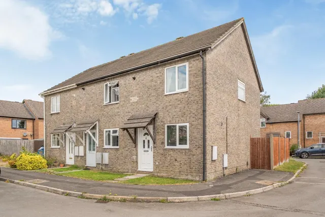 Briar Close, Frome, photo 1