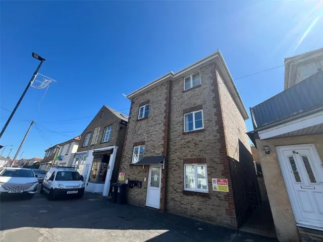 Sandown Road, Sandown, PO36, photo 1