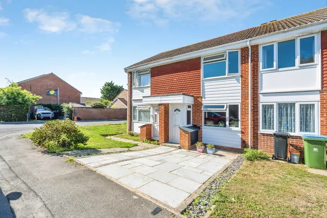 Ravens Way, Bognor Regis, PO22, photo 1