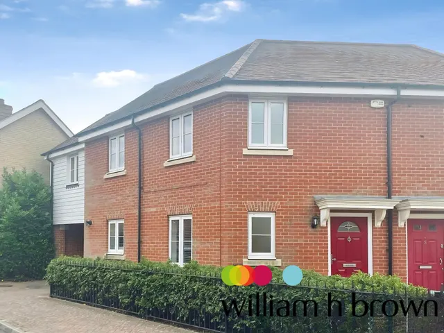 TALAVERA CRESCENT, COLCHESTER, photo 1