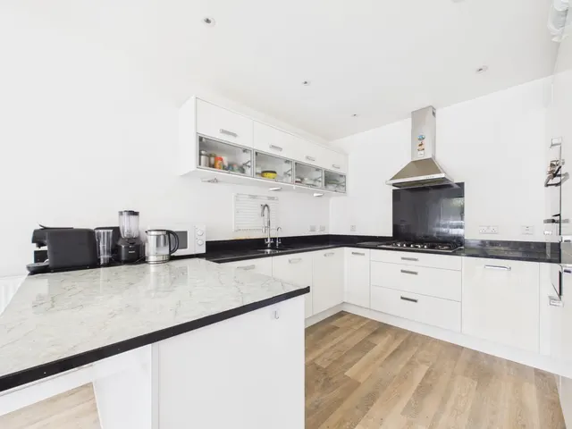 Whittle Avenue, Trumpington, CB2, photo 2